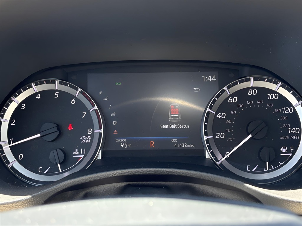 2023 Toyota Highlander XLE photo 27