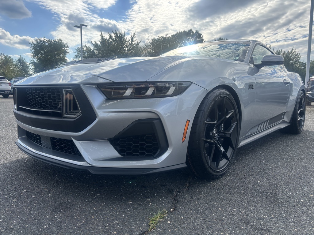 2024 Ford Mustang GT Premium photo 4