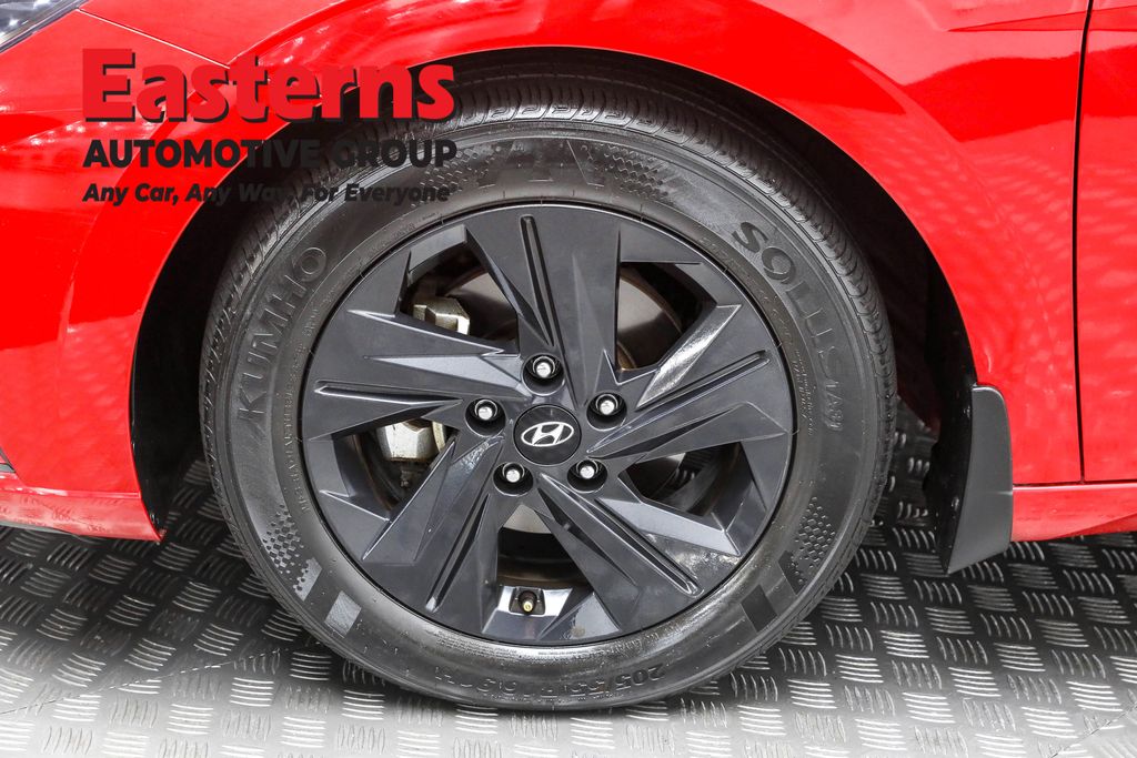 2022 Hyundai Elantra SEL Convenience photo 24