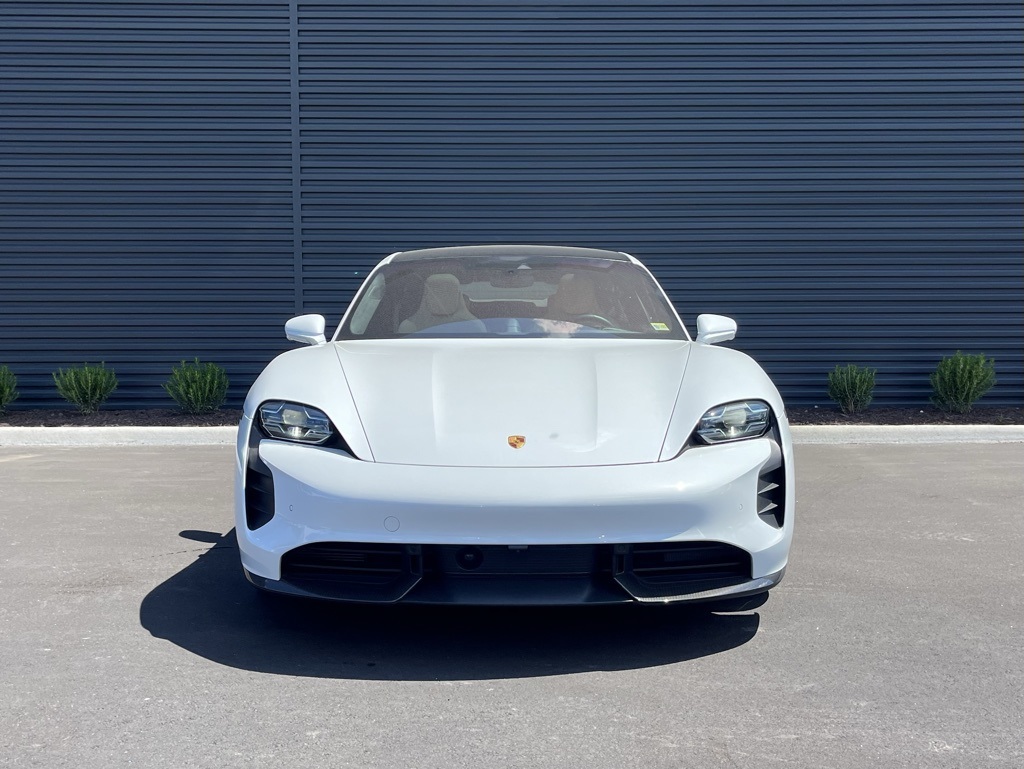 2020 Porsche Taycan Turbo S photo 7