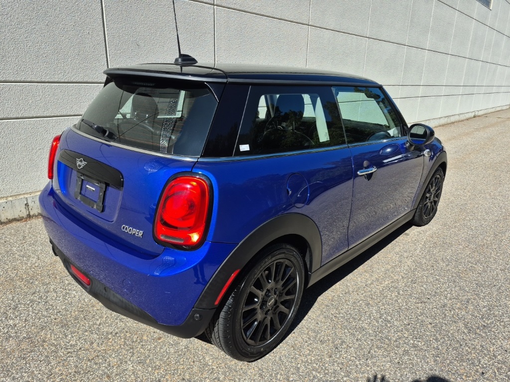 2019 Mini Cooper 2 Door Hardtop photo 4