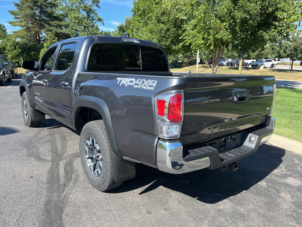 2022 Toyota Tacoma SR5 photo 3