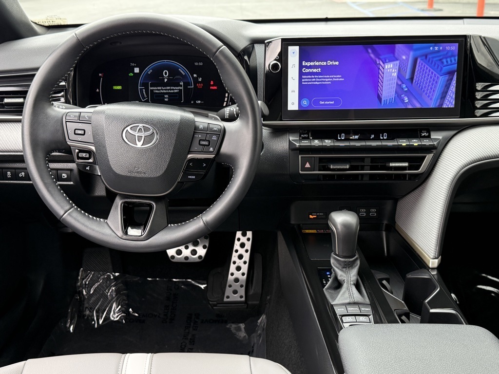 2025 Toyota Camry SE photo 26
