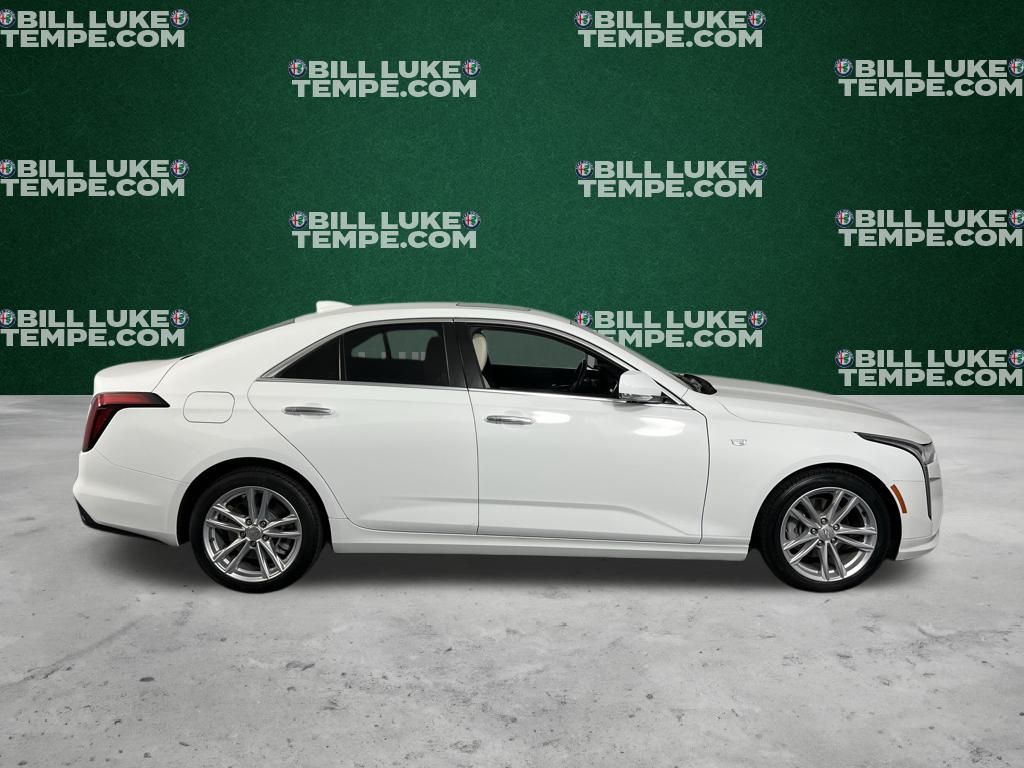 2024 Cadillac CT4 Luxury photo 3