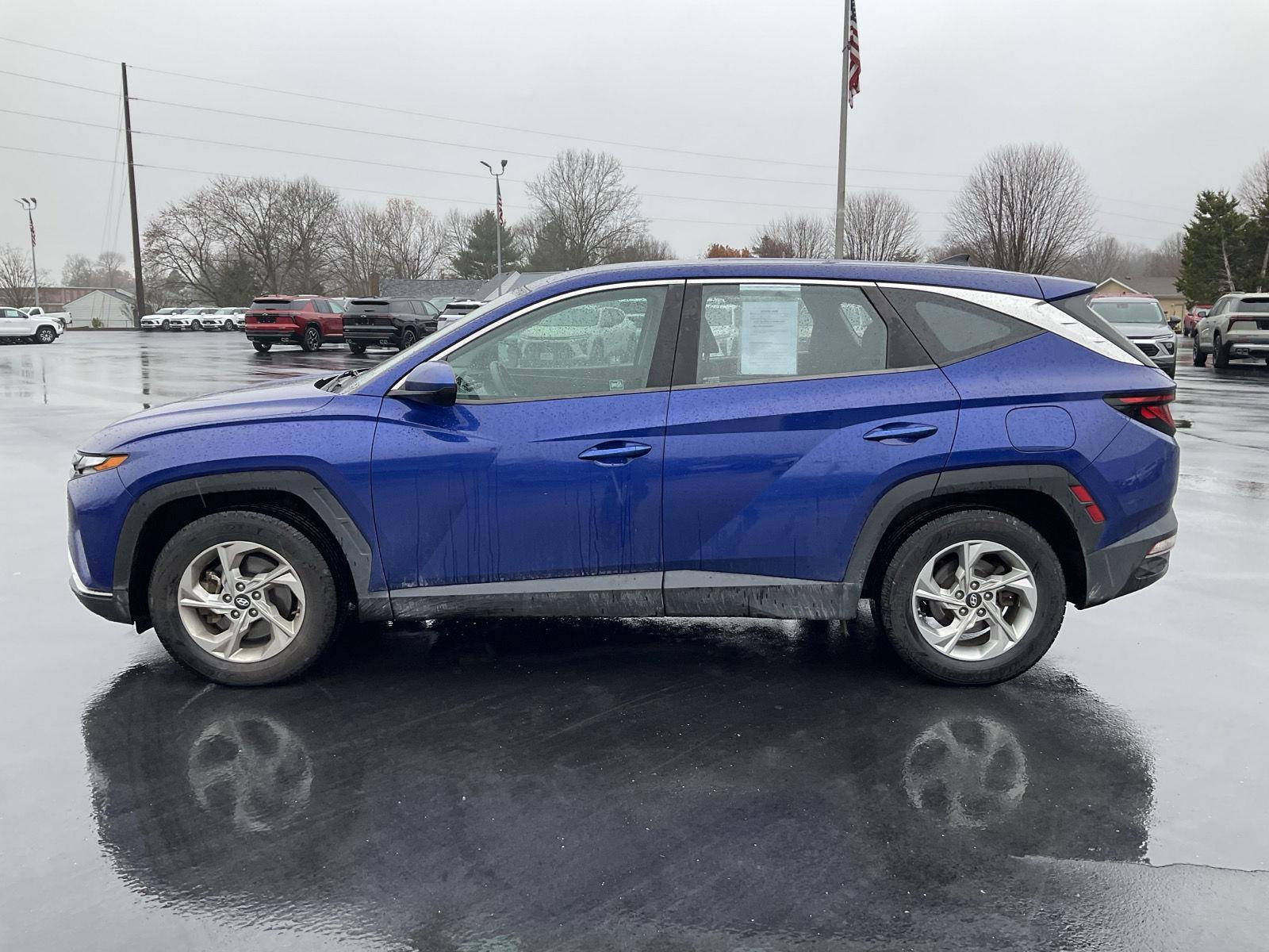 2022 Hyundai Tucson SE photo 2