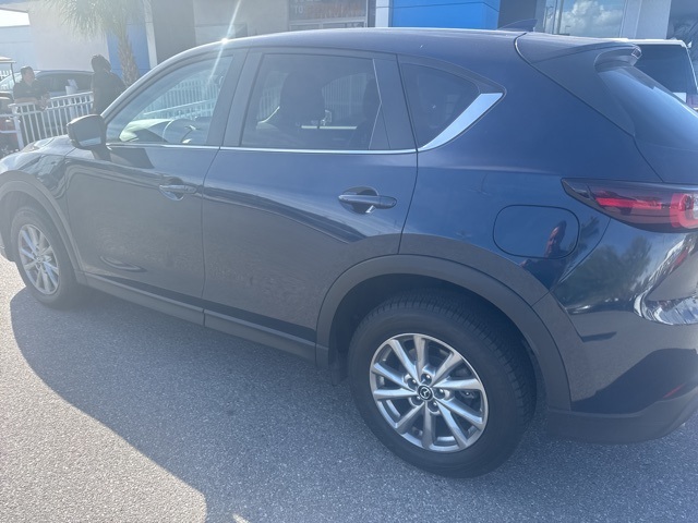 2023 Mazda CX-5 2.5 S Preferred photo 2