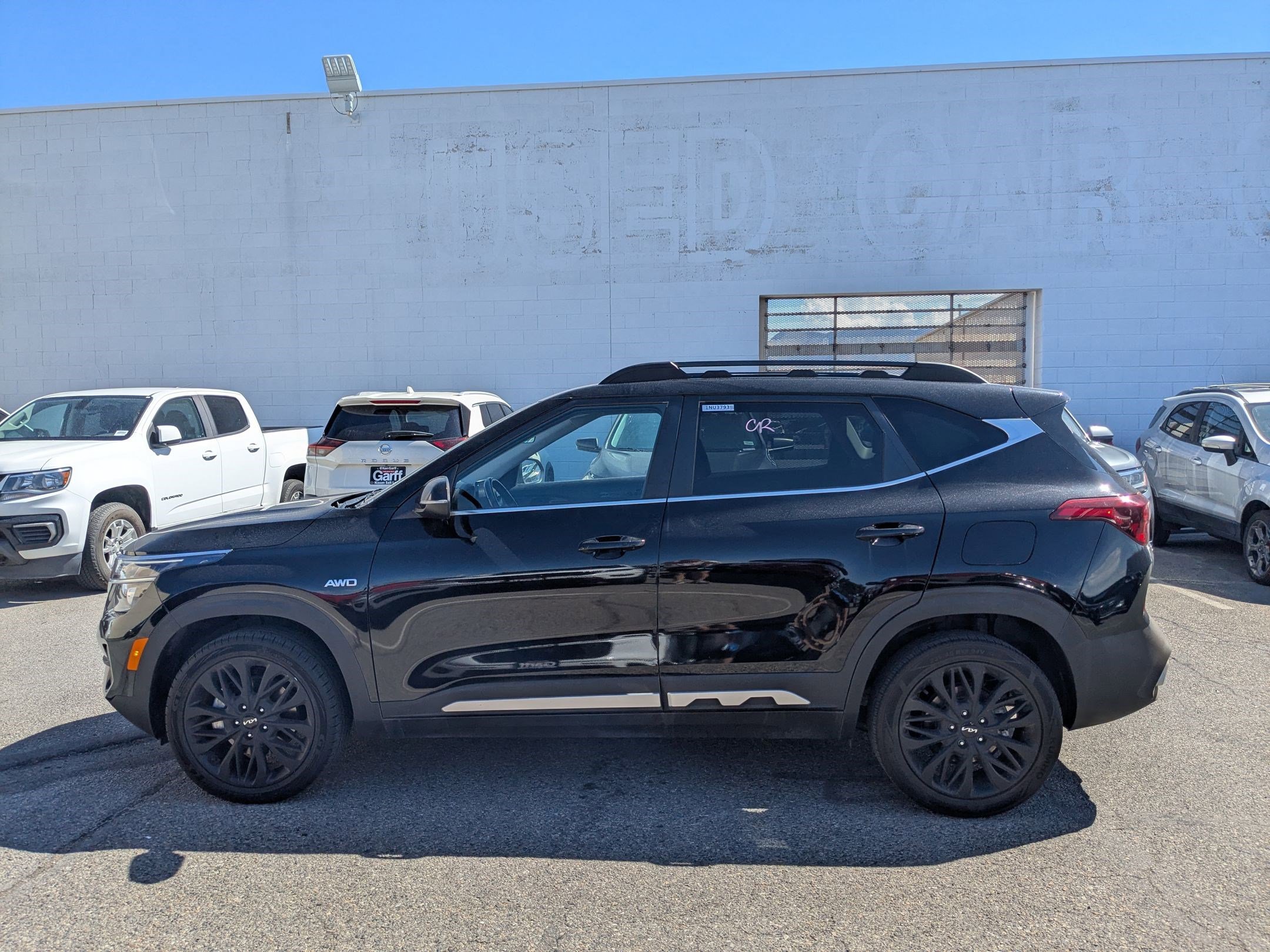 2023 Kia Seltos Nightfall Edition photo 3