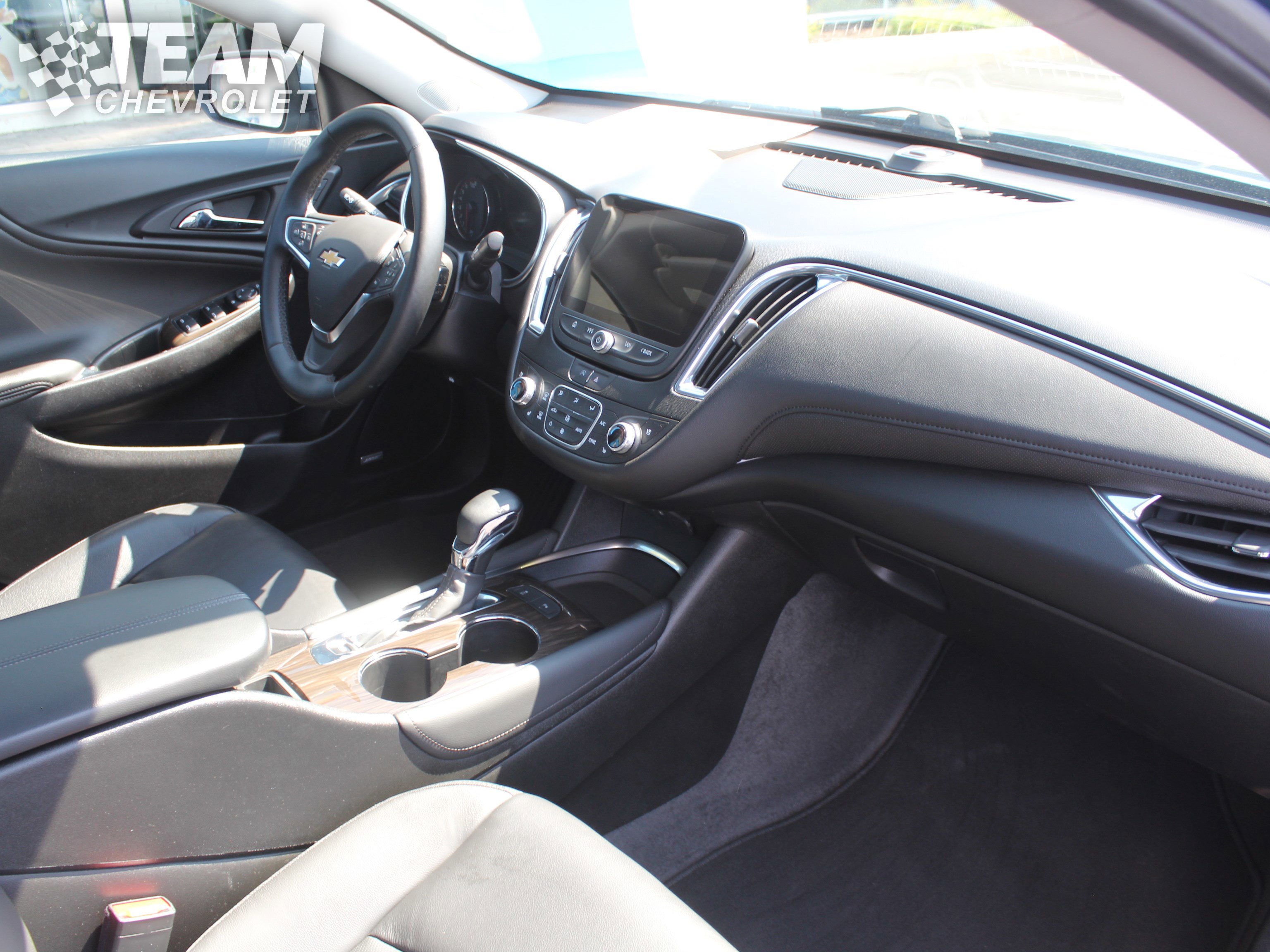 2024 Chevrolet Malibu Premier 2LT photo 29