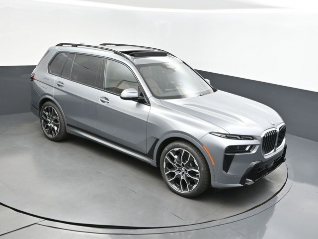2026 BMW X7