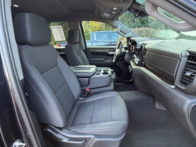 2022 Chevrolet Silverado 1500 LT photo 17