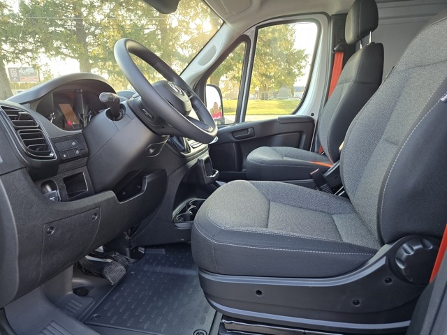 2025 Ram ProMaster 2500 photo 7