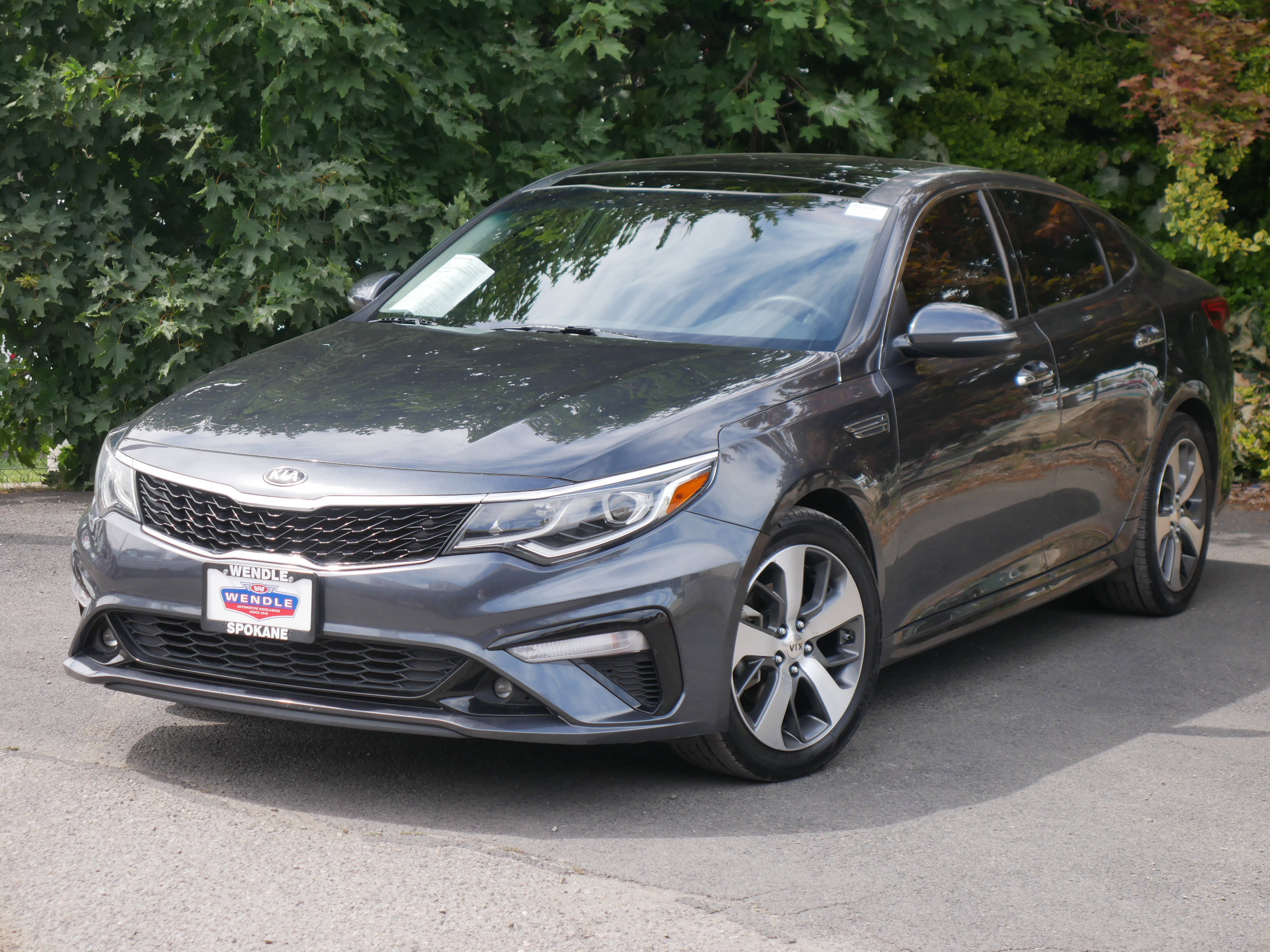 2019 Kia Optima S photo 2