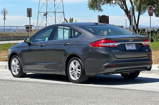 2018 Ford Fusion SE photo 6