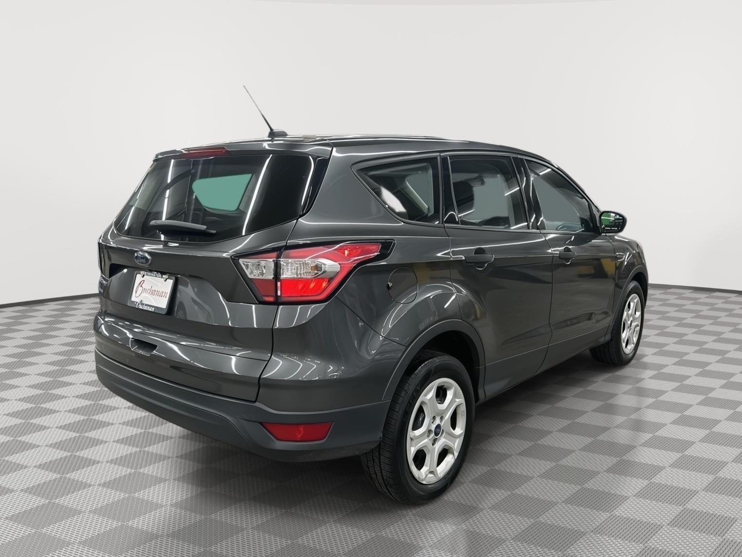 2018 Ford Escape S photo 4