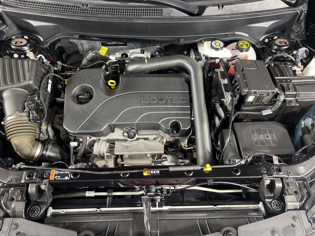 2023 Chevrolet Equinox LS photo 13