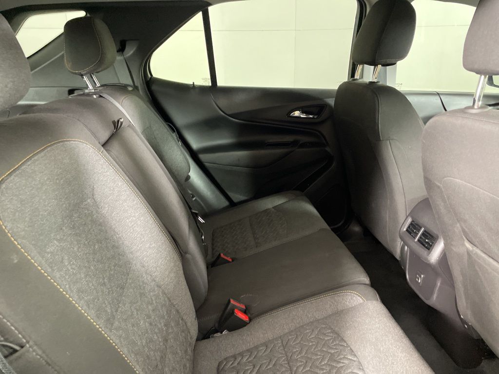 2024 Chevrolet Equinox LT photo 16