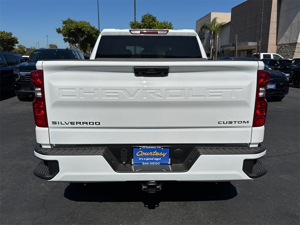 2026 Chevrolet Silverado 1500 Custom photo 8
