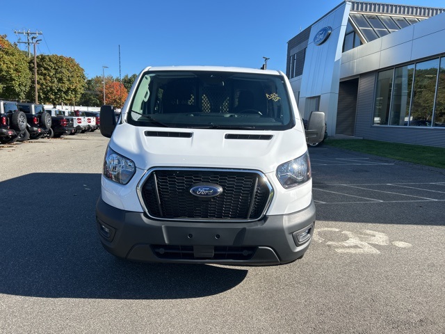 2024 Ford Transit photo 2