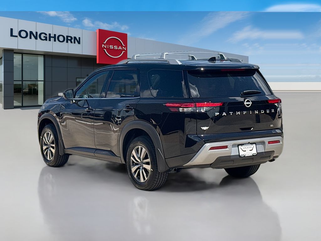 2025 Nissan Pathfinder SL photo 4