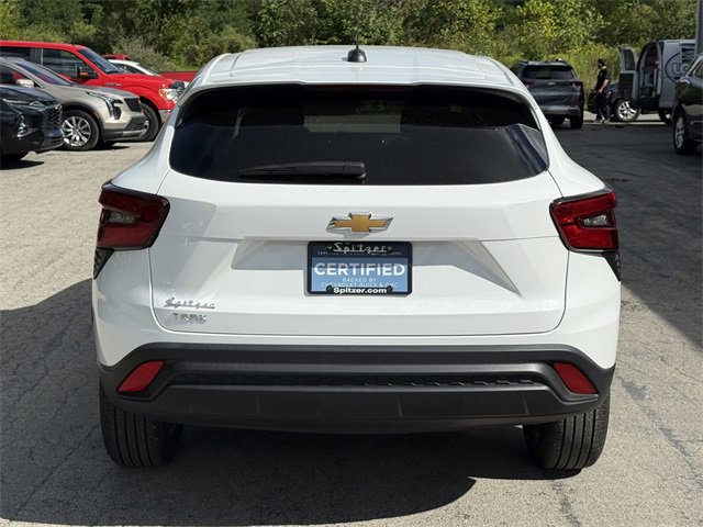 2024 Chevrolet Trax LS photo 6