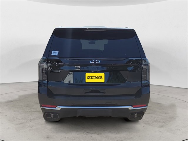 2025 Chevrolet Suburban High Country photo 4