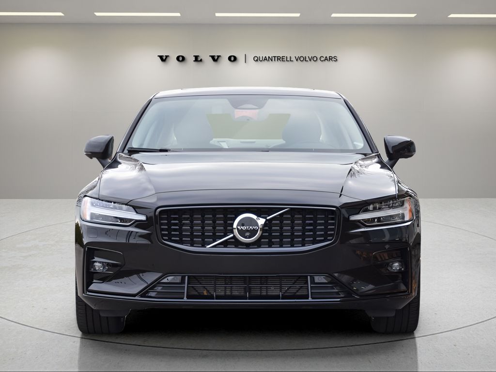 2024 Volvo S60 B5 Plus photo 5