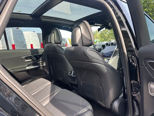 2026 Mercedes Benz GLC 350e 4MATIC photo 21