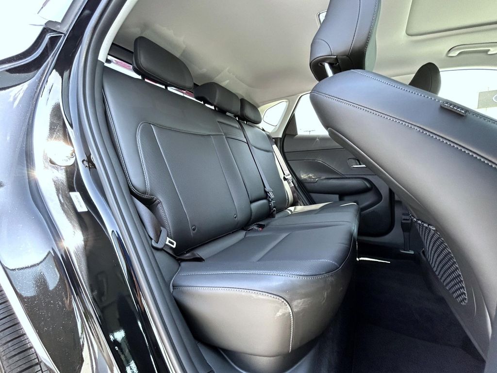 2025 Hyundai Kona Limited photo 19