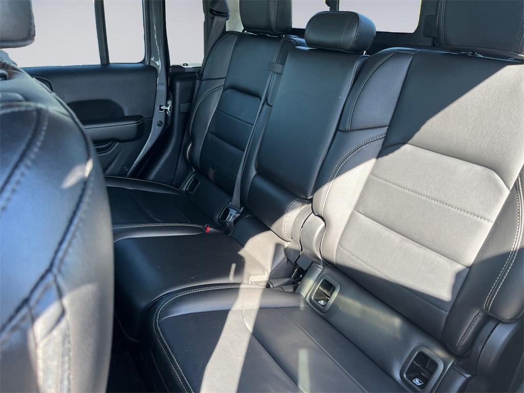 2020 Jeep Gladiator Overland photo 16