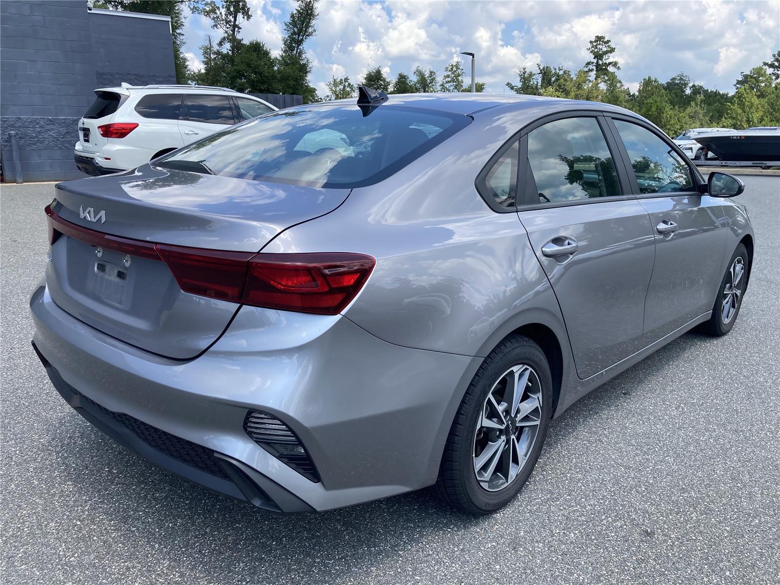2023 Kia Forte LXS photo 7