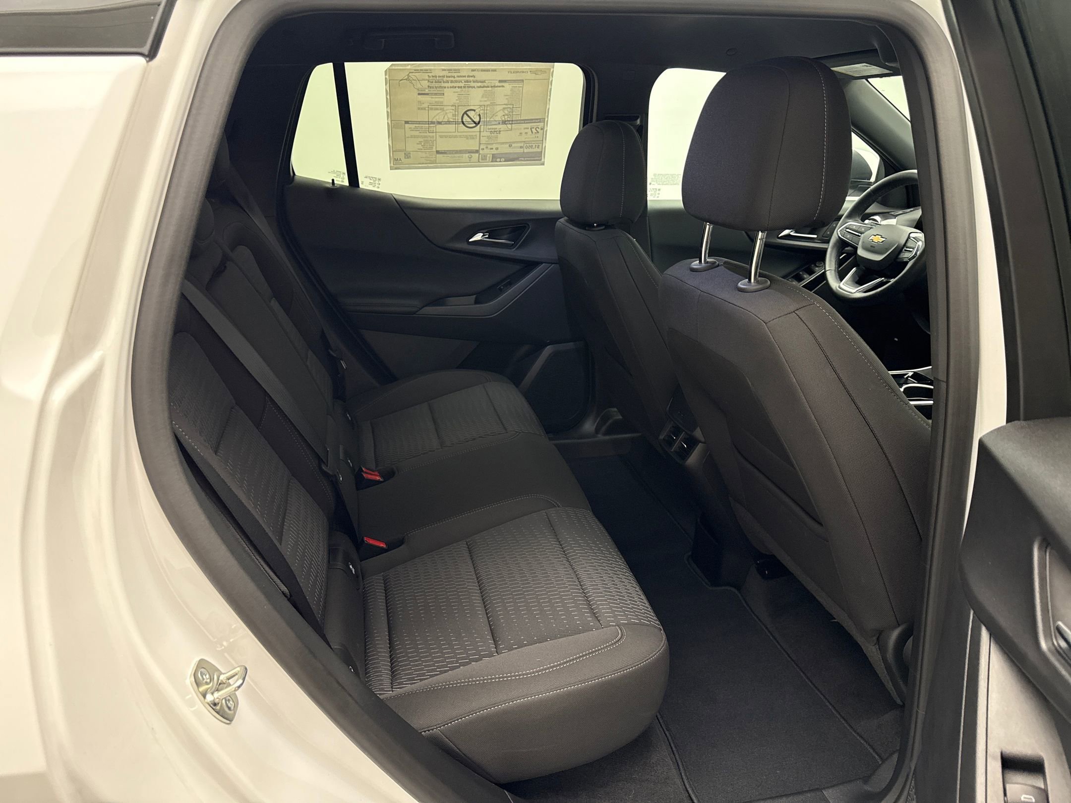 2025 Chevrolet Equinox LT photo 25