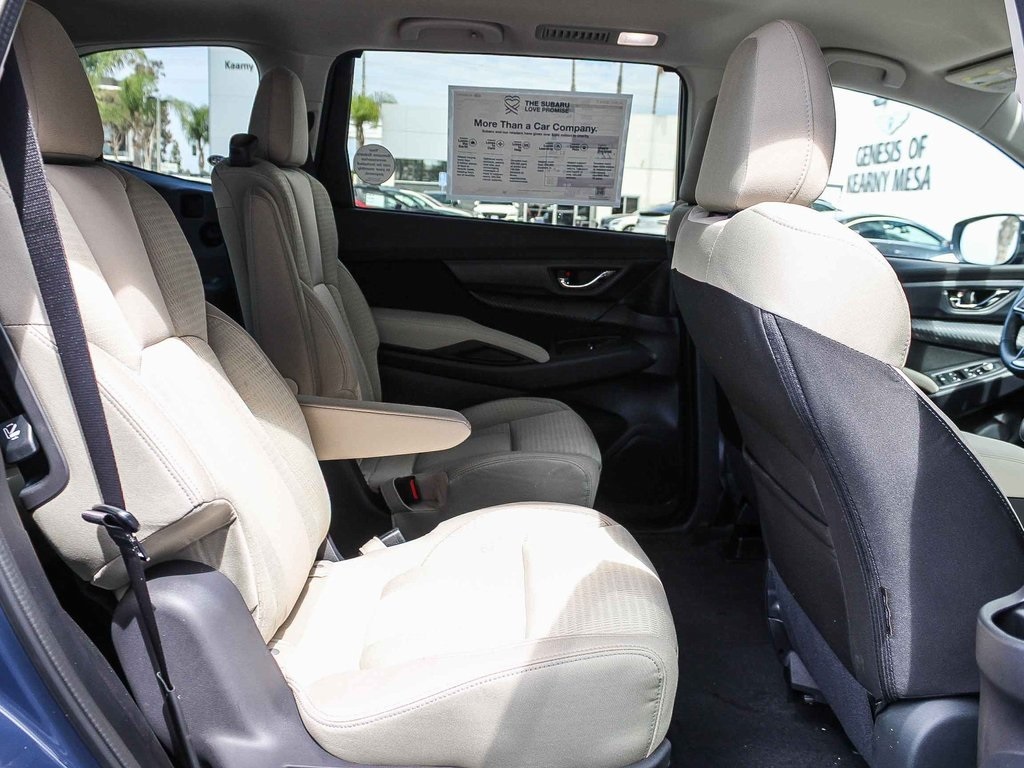 2025 Subaru Ascent Premium photo 17