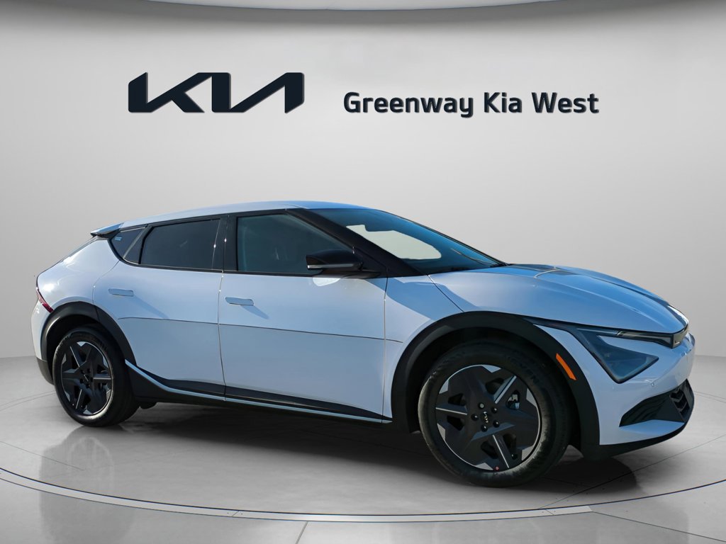 2025 Kia EV6 Light L/R's photo