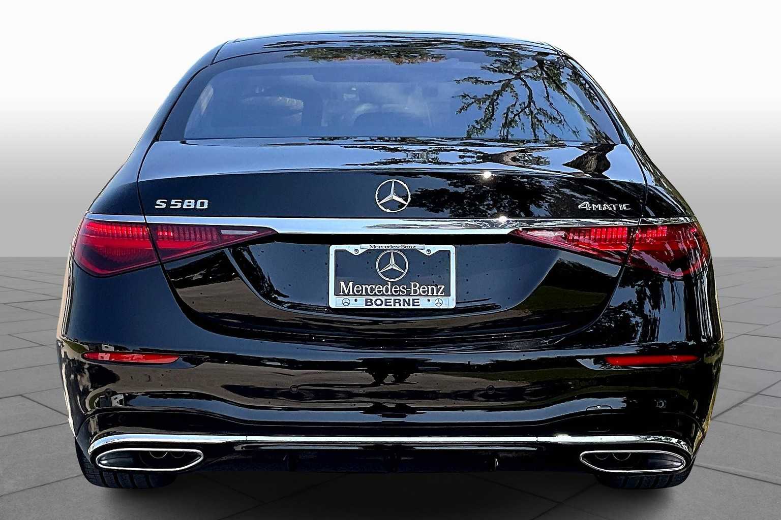 2026 Mercedes Benz S 580 4MATIC photo 4
