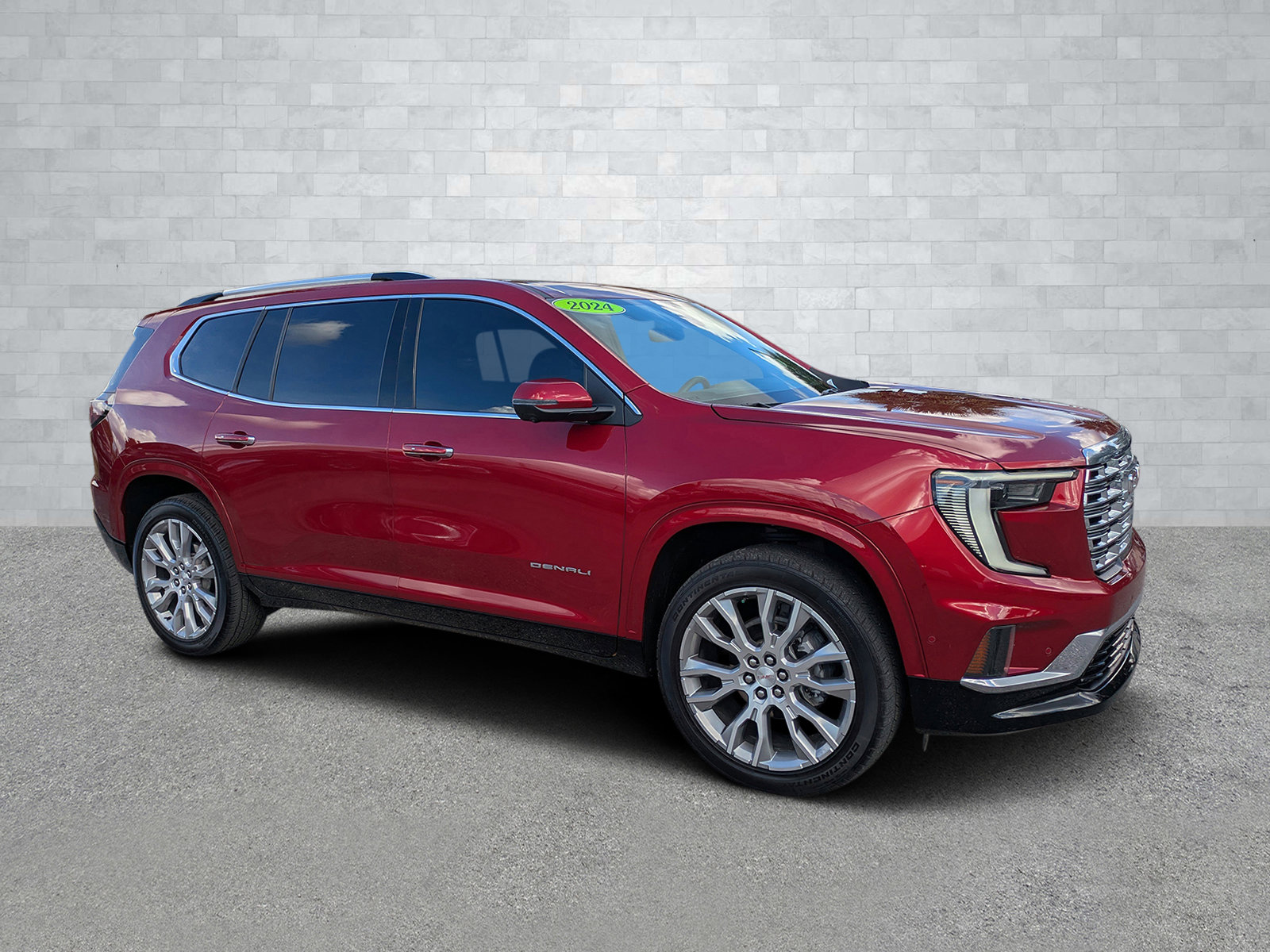 2024 GMC Acadia Denali's photo