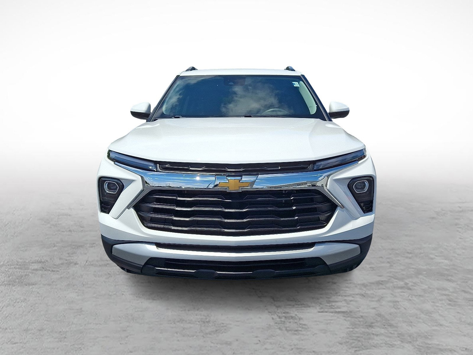 2024 Chevrolet Trailblazer LT photo 3
