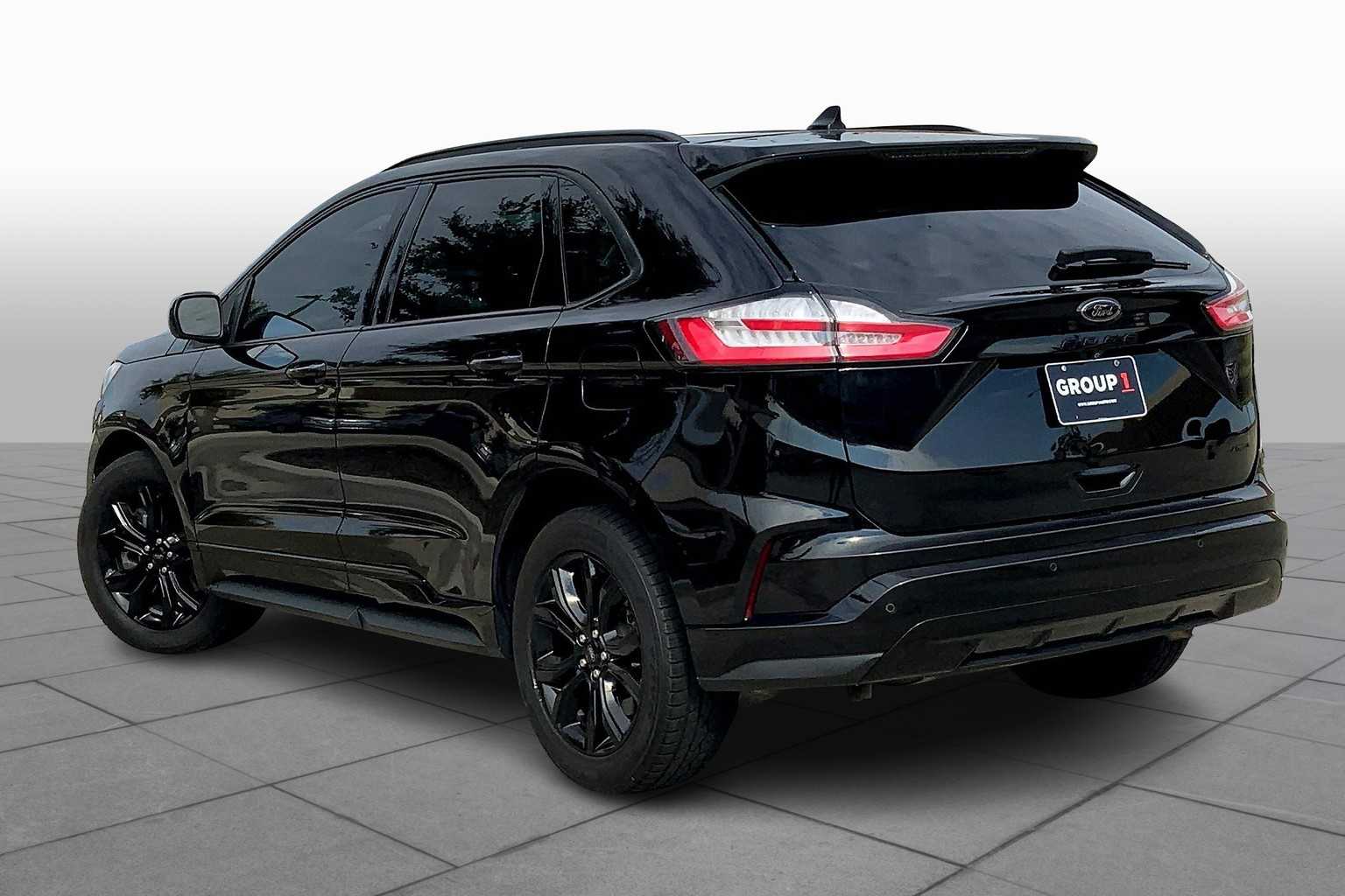 2022 Ford Edge SE photo 18