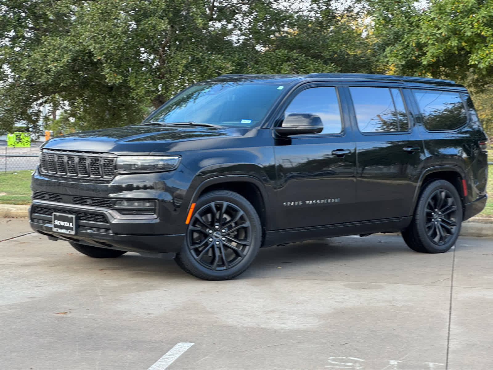 2023 Jeep Grand Wagoneer Series II's photo