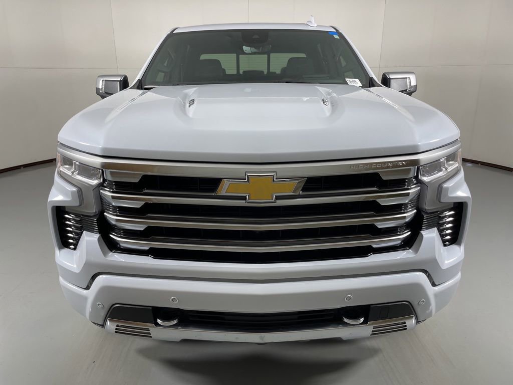 2026 Chevrolet Silverado 1500 High Country photo 4