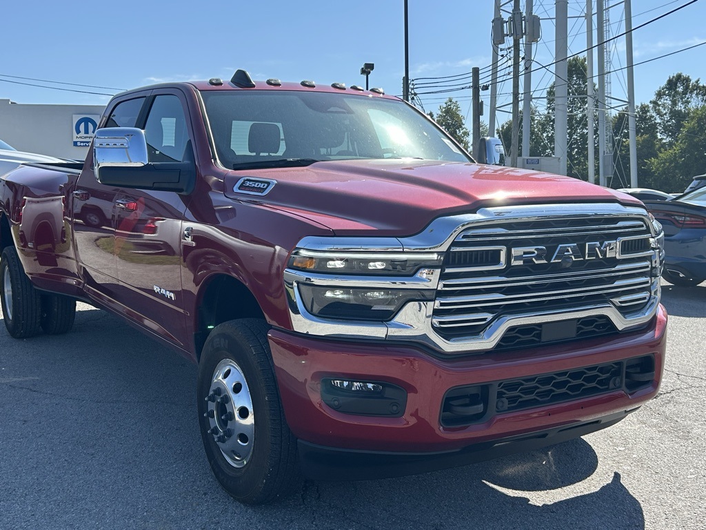 2026 Ram 3500 photo 4