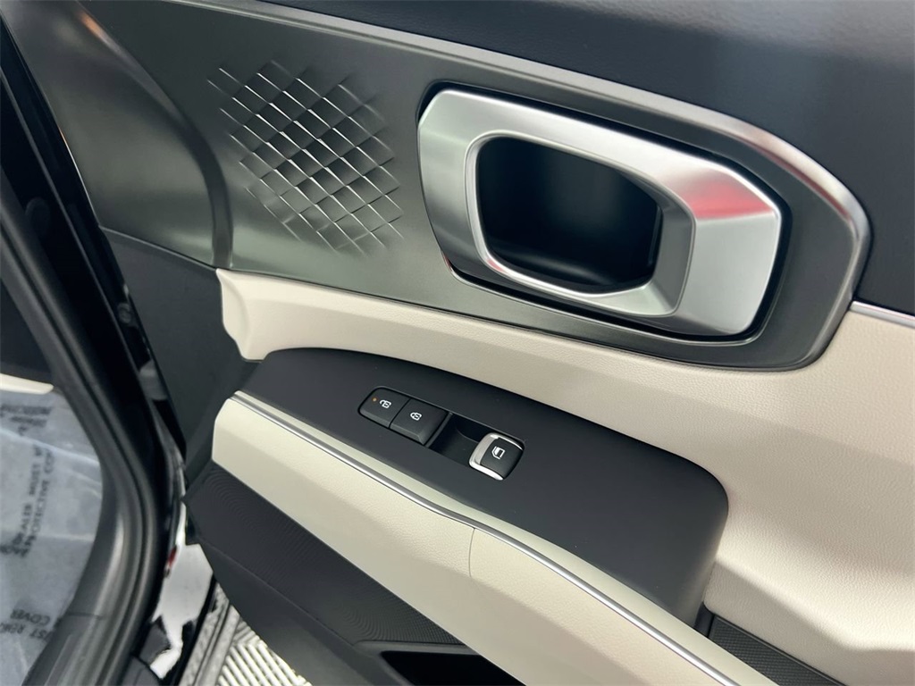 2025 Kia Sorento Hybrid EX photo 32
