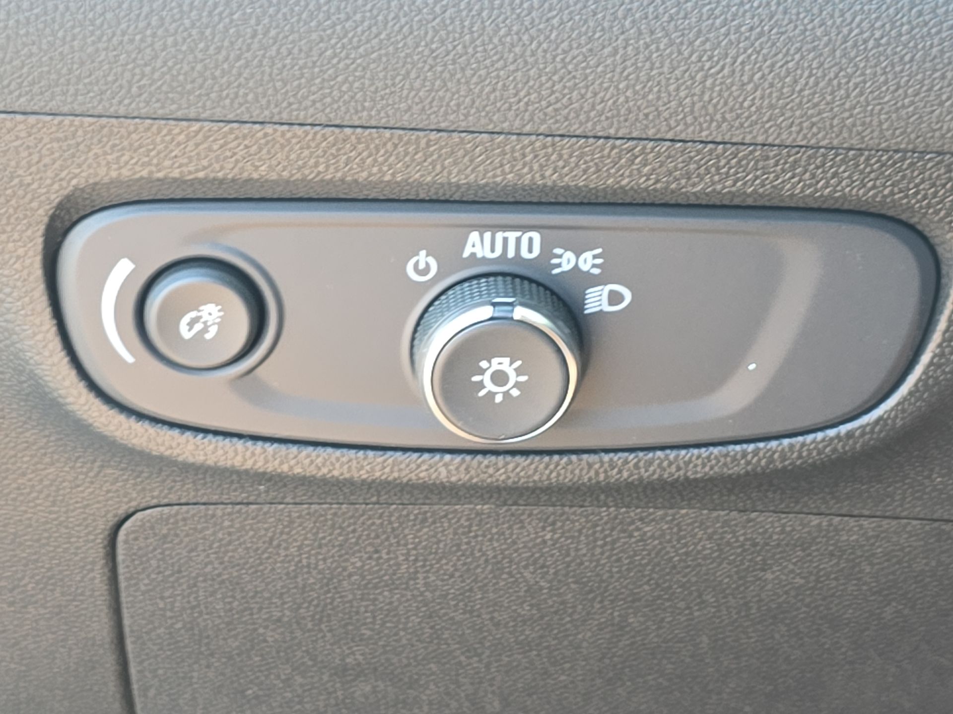 2026 Buick Encore GX Sport Touring photo 48