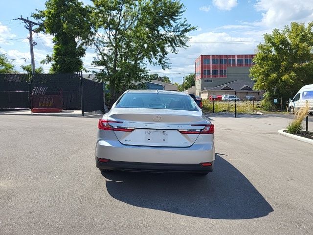 2025 Toyota Camry LE photo 4