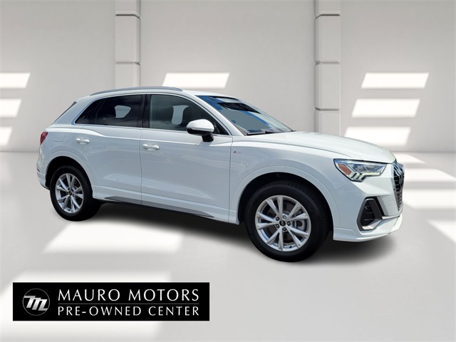 2024 Audi Q3 S Line Premium