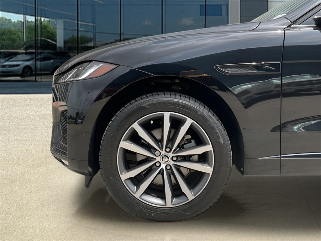 2025 Jaguar F-PACE P250 R-Dynamic S photo 22