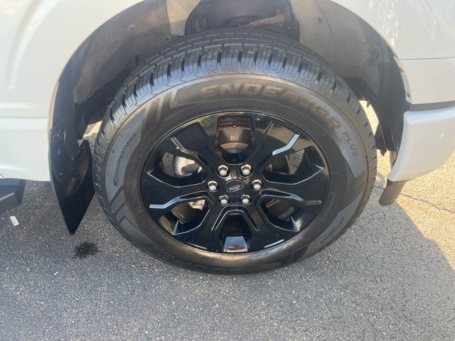 2022 Ford F-150 XLT photo 3