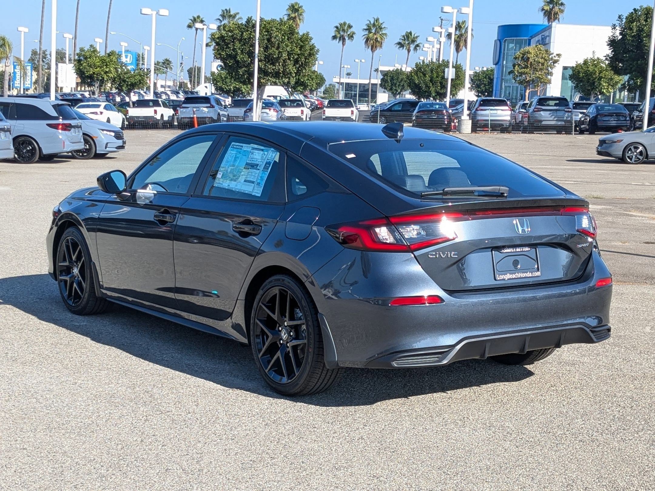 2025 Honda Civic Hatchback Sport photo 4