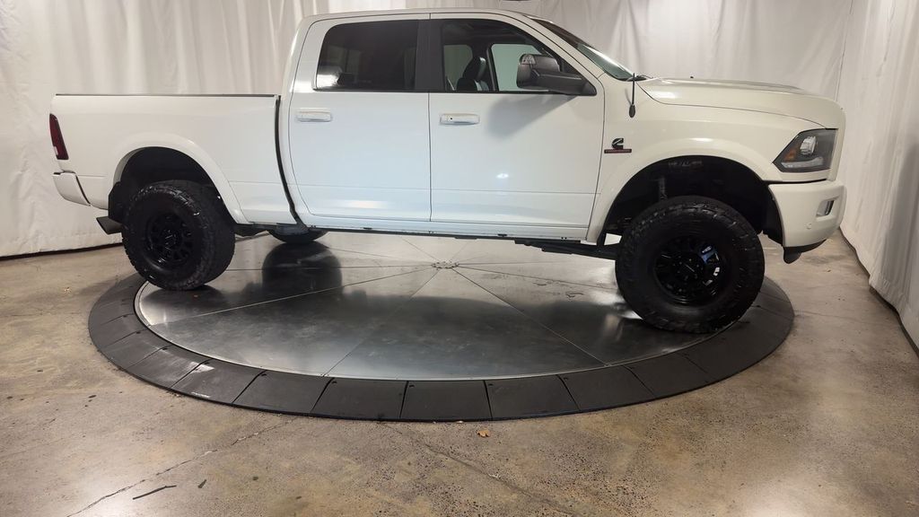 2018 Ram 2500 Laramie photo 2