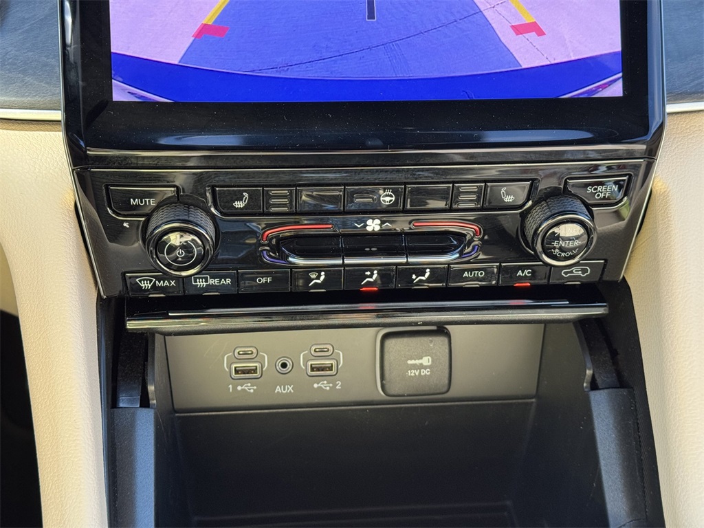 2025 Jeep Grand Cherokee Limited photo 16