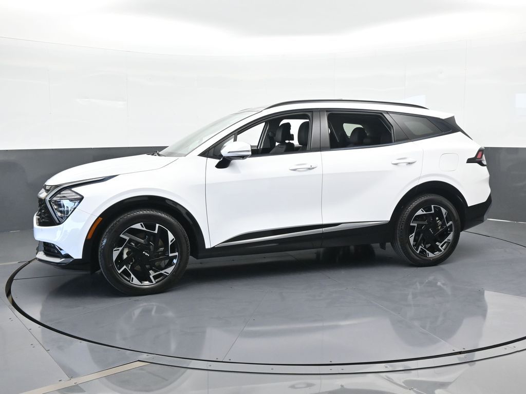 2023 Kia Sportage photo 2